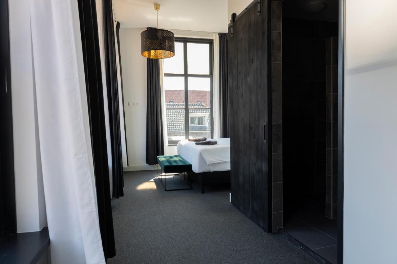Hotel En Stadscafe De Dam L Hotel Monnickendam Eksteriør billede